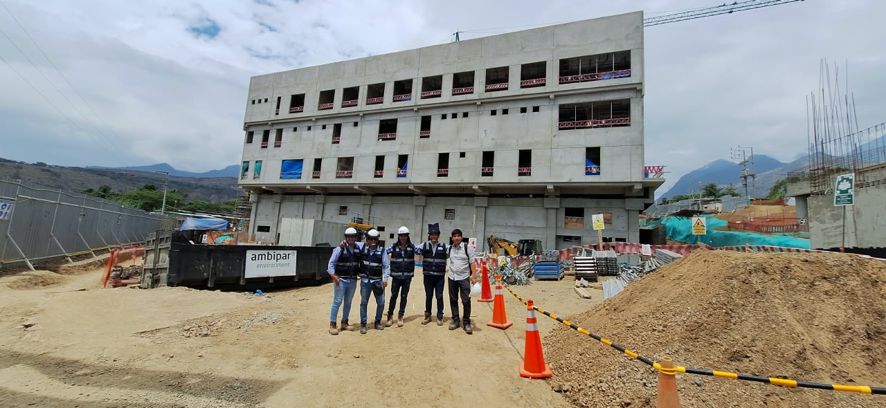 Equipo de TOOR en el levantamiento de información del Hospital de Apoyo Cascas
